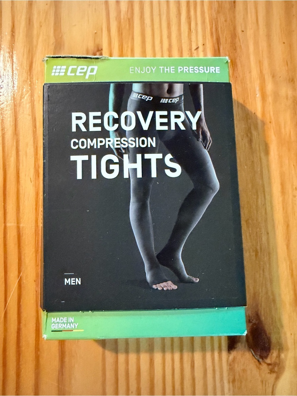 CEP Men’s Recovery Compression Tights - Black size large